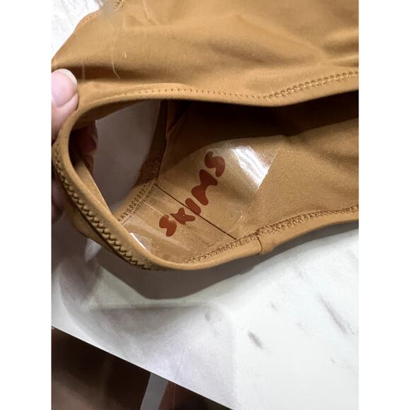 NWT Skims Dippy Tie Swim Bottoms Almond color New with Tags 4x Recycled Material - Picture 3 of 6